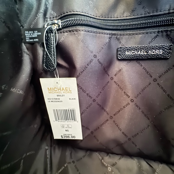 Michael Kors Briley Large Messenger Bag MK Black - Picture 15 of 16